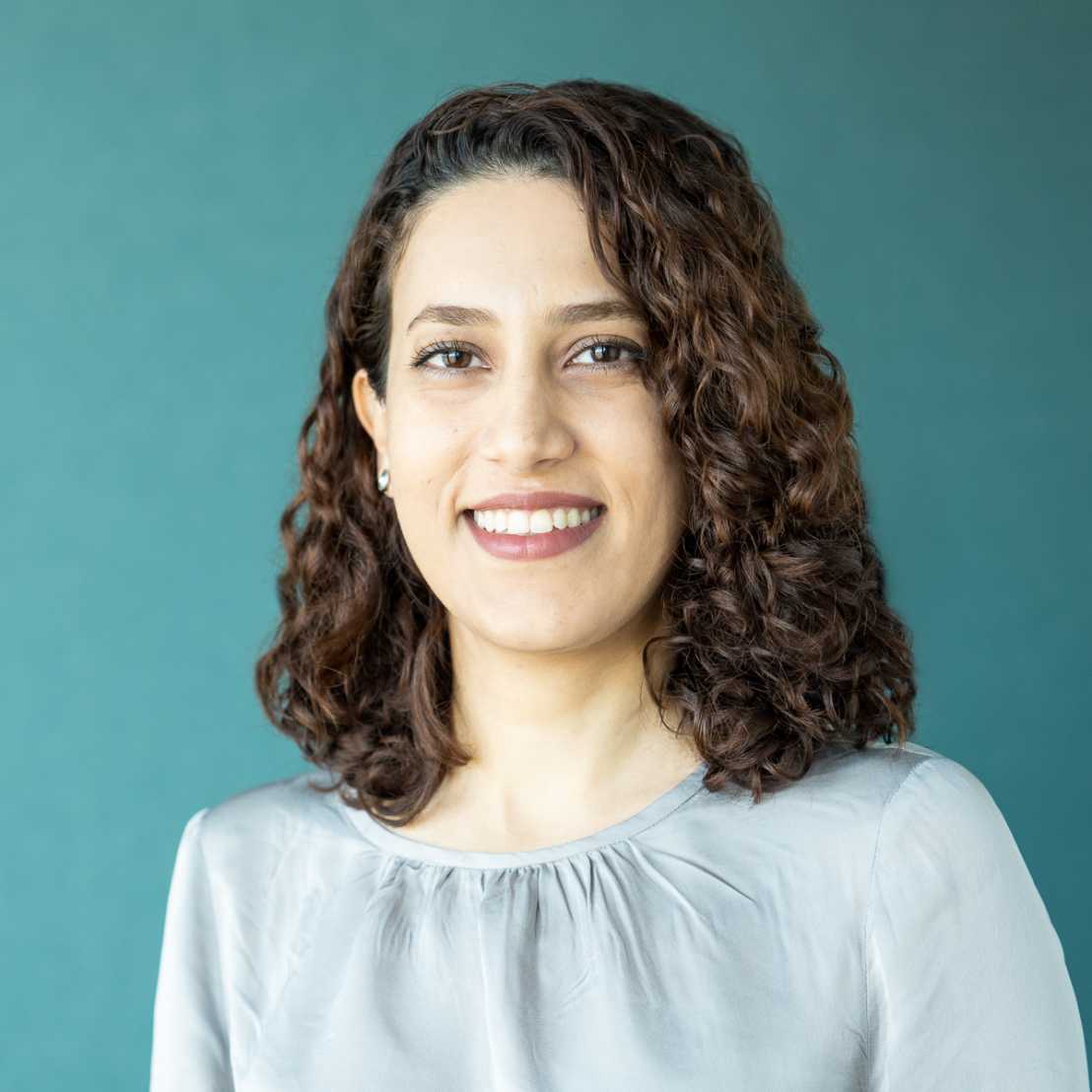 Dr. Neda Davoudi